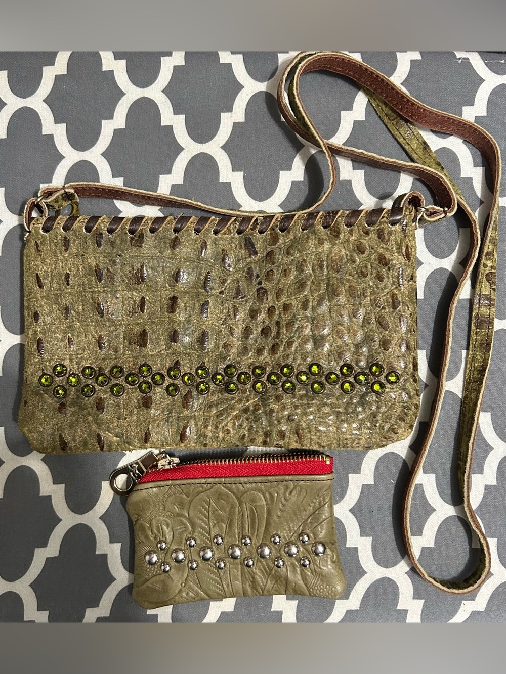 Kurtmen Crossbody with stones and coin/credit card holder.